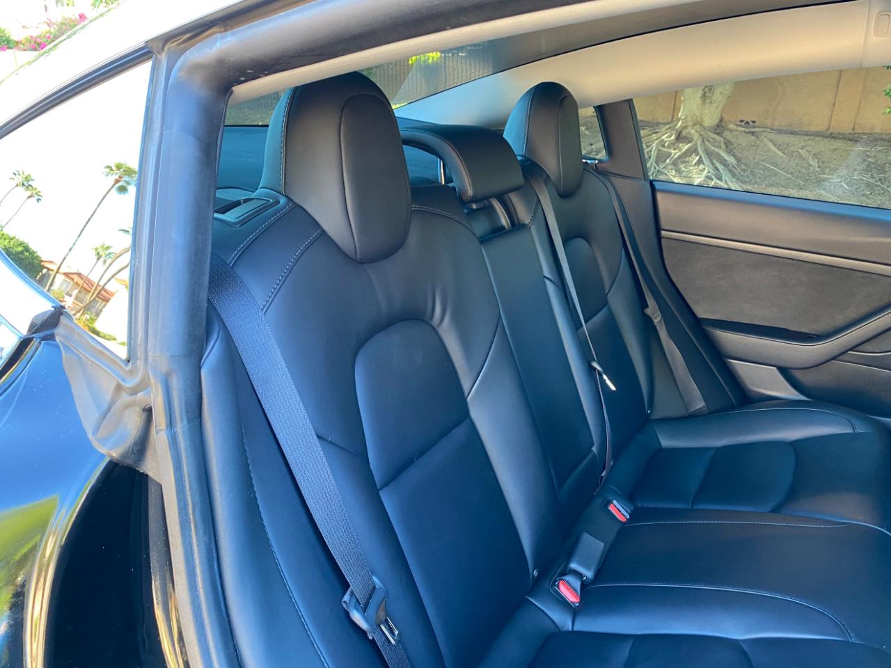 Tesla Model 3 photo 43