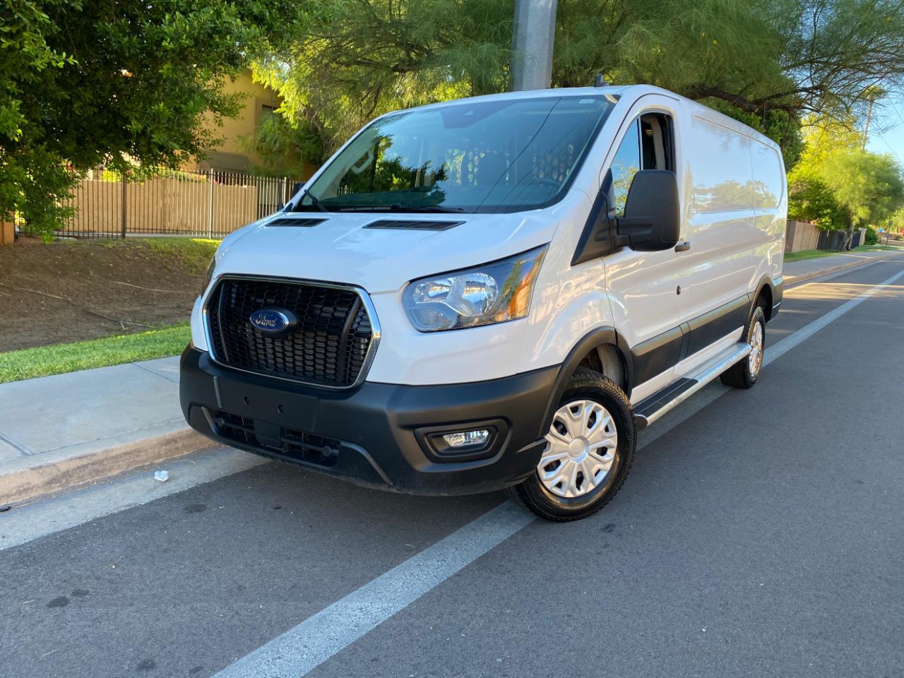 Ford Transit photo 52