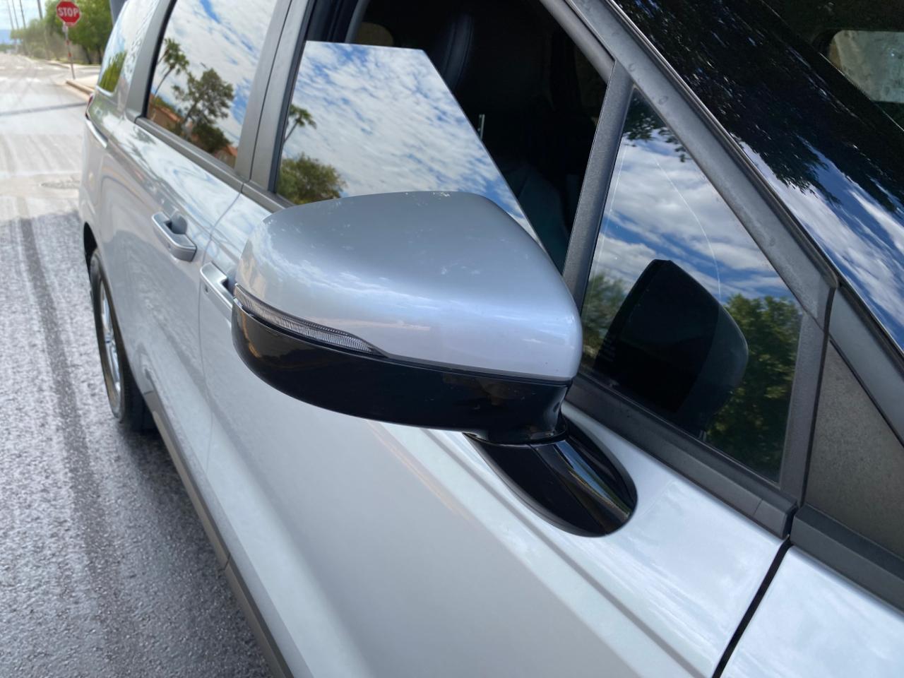 Kia Carnival LX FWD w/Seat Pkg 2023