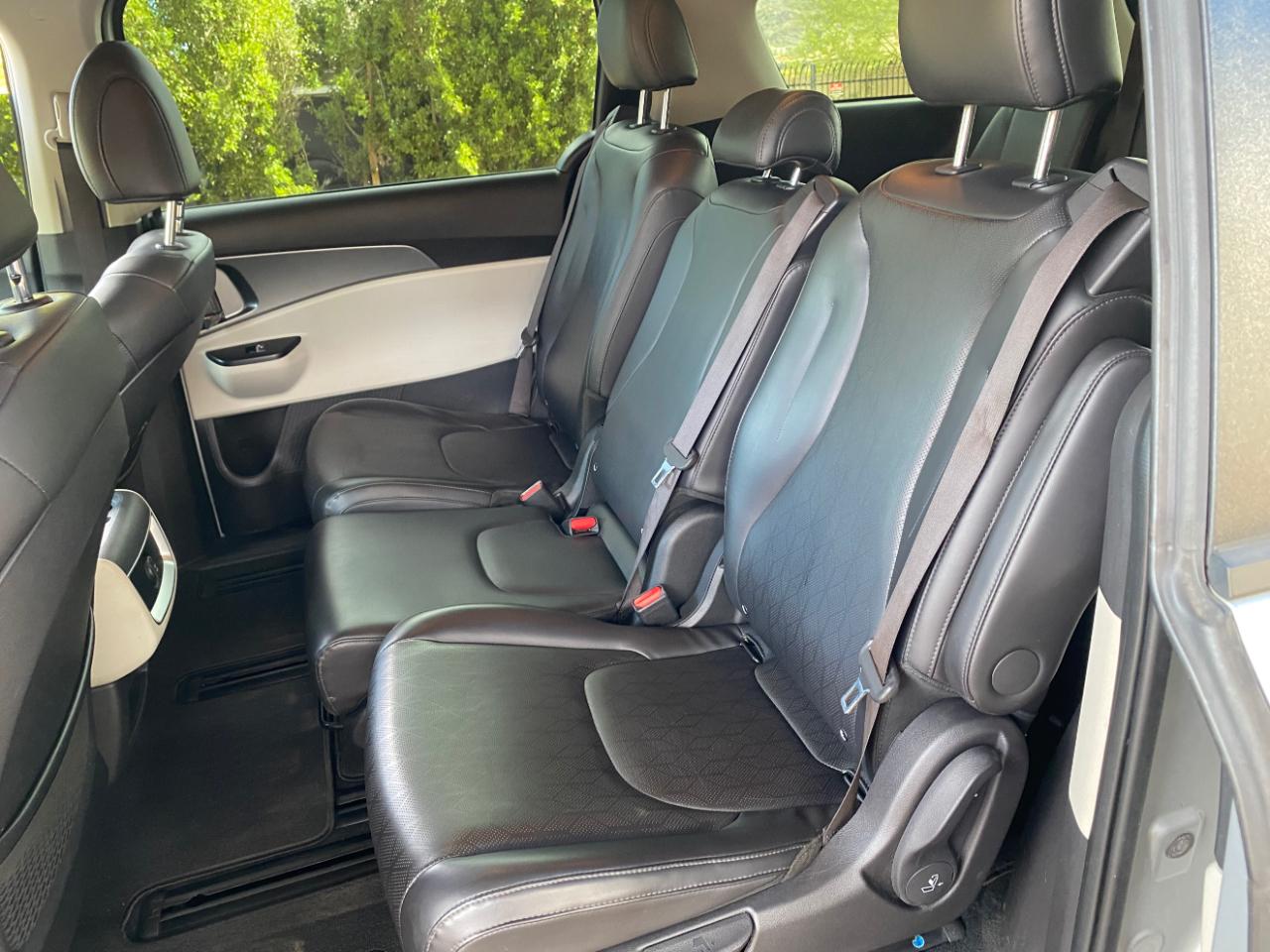 Kia Carnival LX FWD w/Seat Pkg 2023