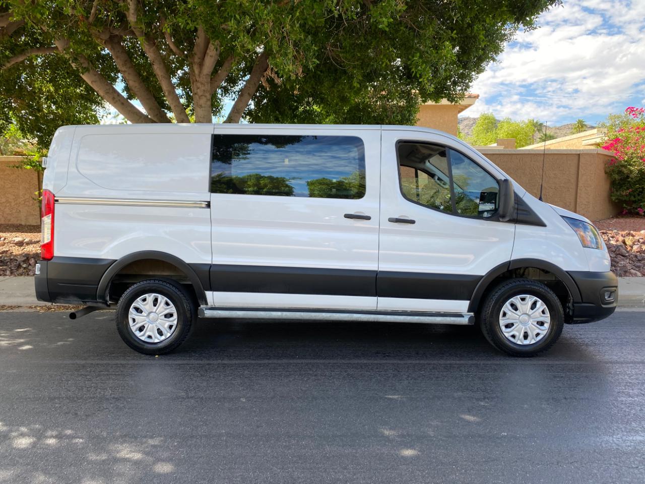 Ford Transit Cargo Van T-250 130" Low Rf 9070 GVWR RWD 2025