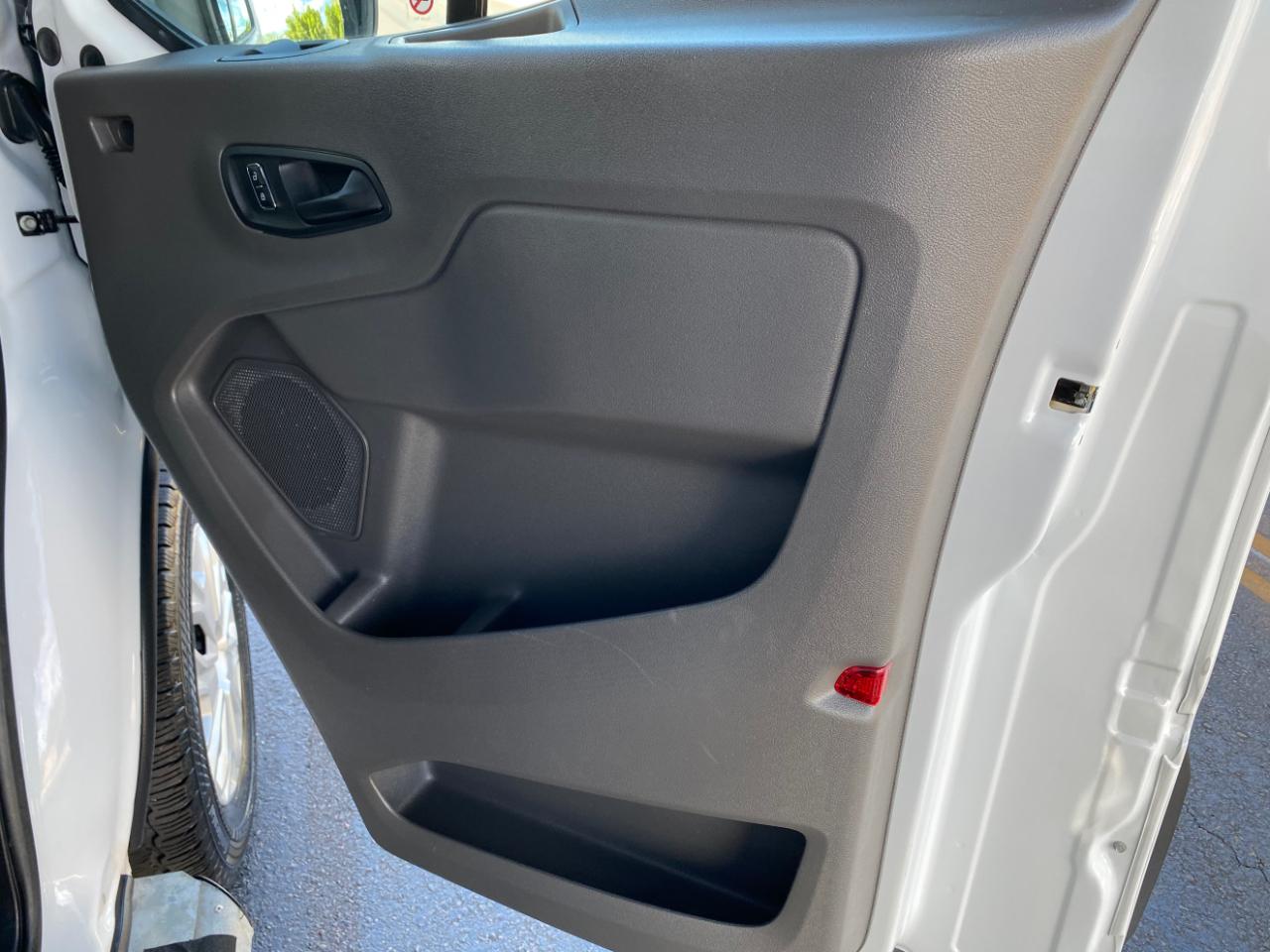 Ford Transit Cargo Van T-250 130" Low Rf 9070 GVWR RWD 2025