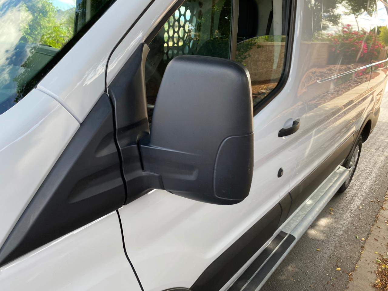 Ford Transit Cargo Van T-250 130" Low Rf 9070 GVWR RWD 2025