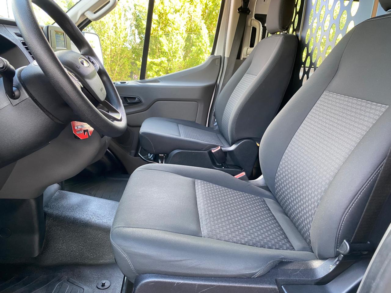 Ford Transit Cargo Van T-250 130" Low Rf 9070 GVWR RWD 2025