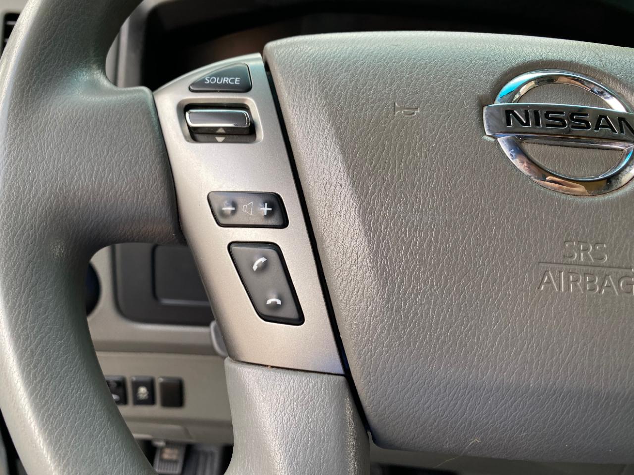 Nissan NV photo 45