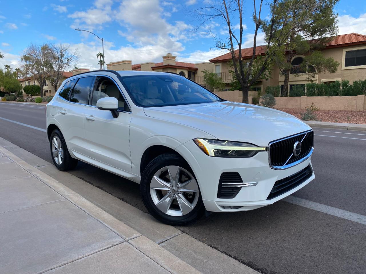 Volvo XC60 B5 AWD Momentum 2022