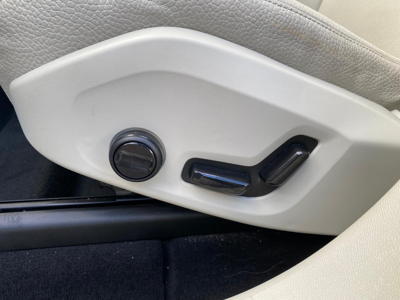 Volvo XC60 B5 AWD Momentum 2022