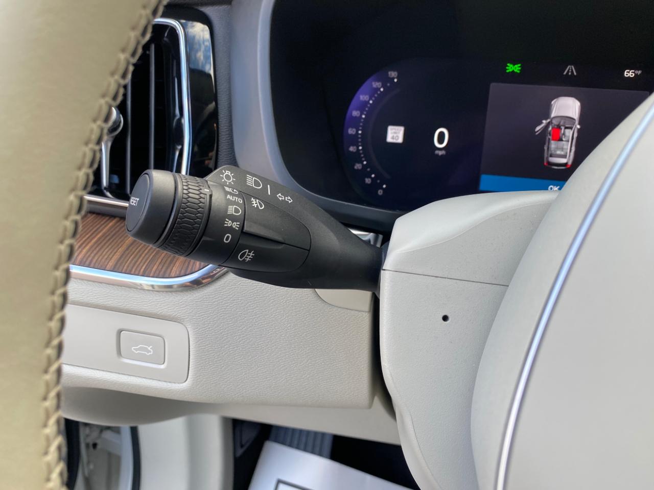 Volvo XC60 B5 AWD Momentum 2022