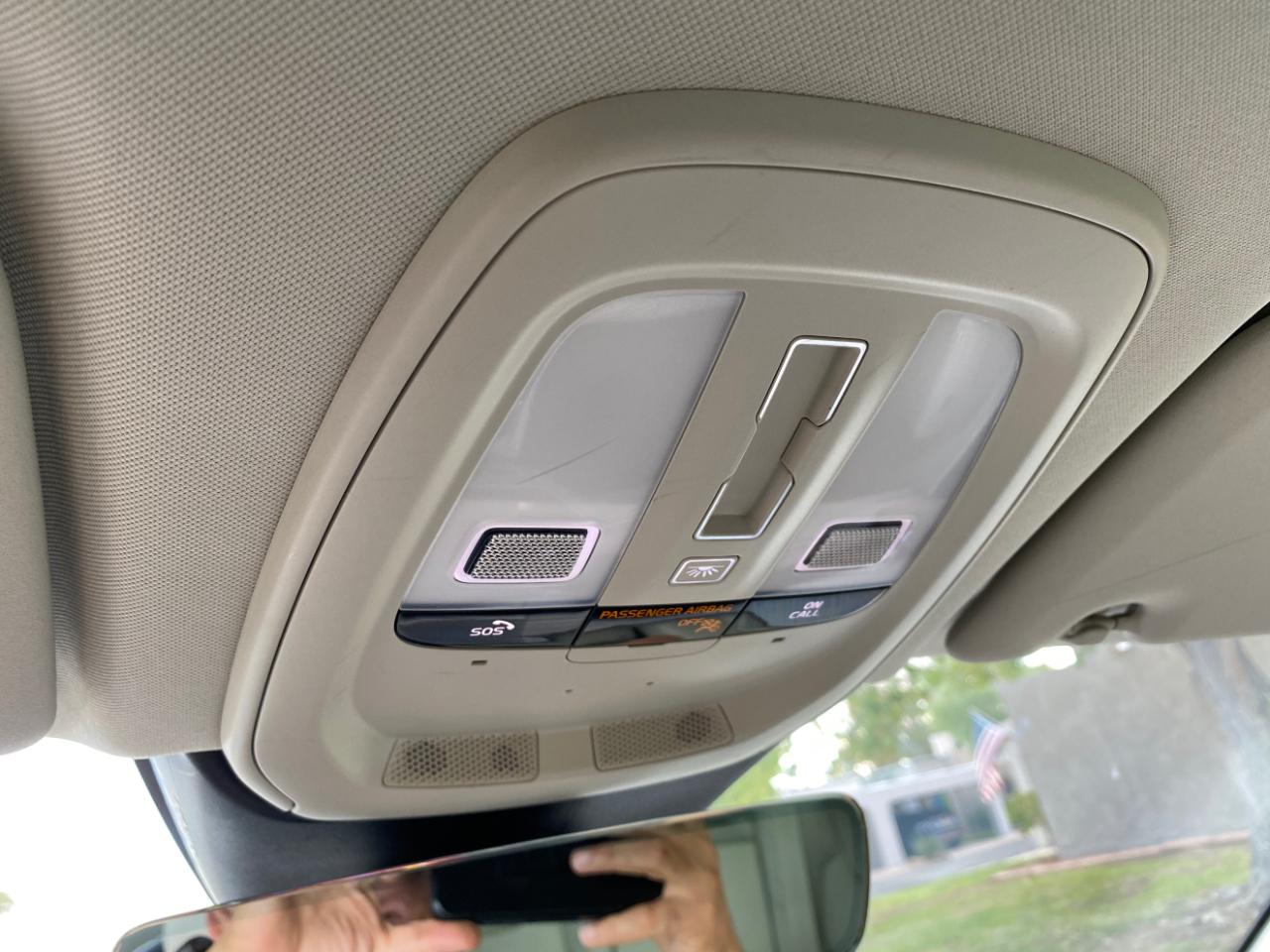 Volvo XC60 B5 AWD Momentum 2022