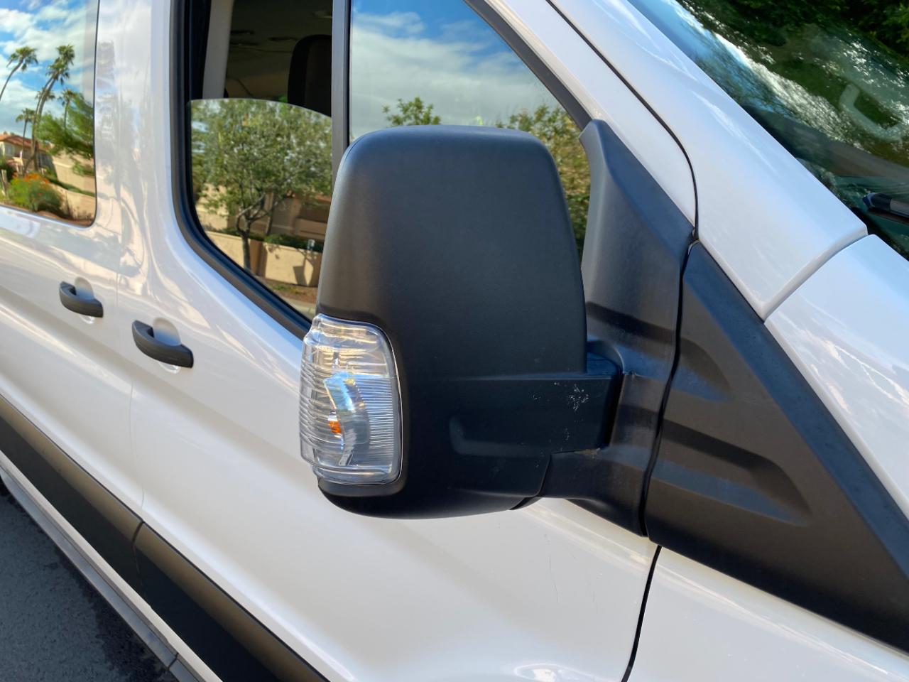 Ford Transit Passenger Wagon T-350 148" Low Roof XLT RWD 2024