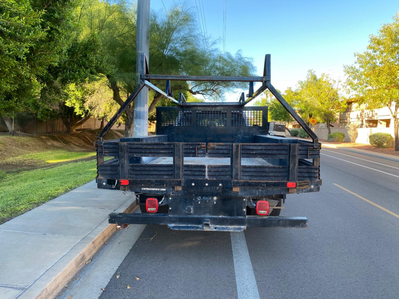 Ford Super Duty F-350 DRW XL 2WD Crew Cab 179" WB 60" CA 2019