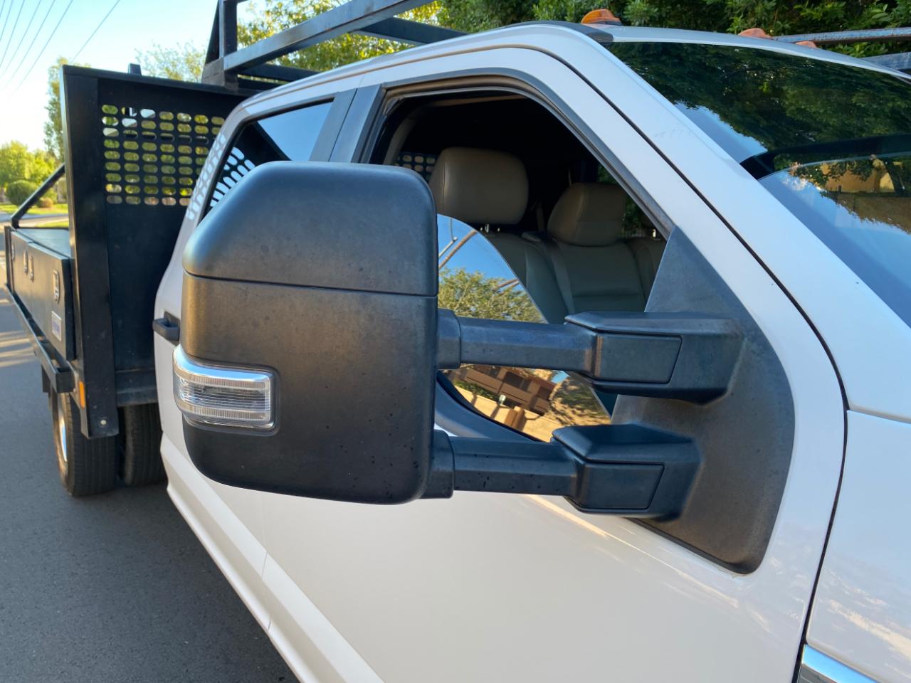 Ford Super Duty F-350 DRW XL 2WD Crew Cab 179" WB 60" CA 2019