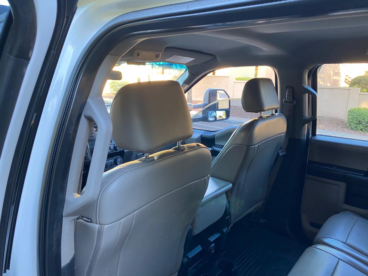 Ford Super Duty F-350 DRW XL 2WD Crew Cab 179" WB 60" CA 2019