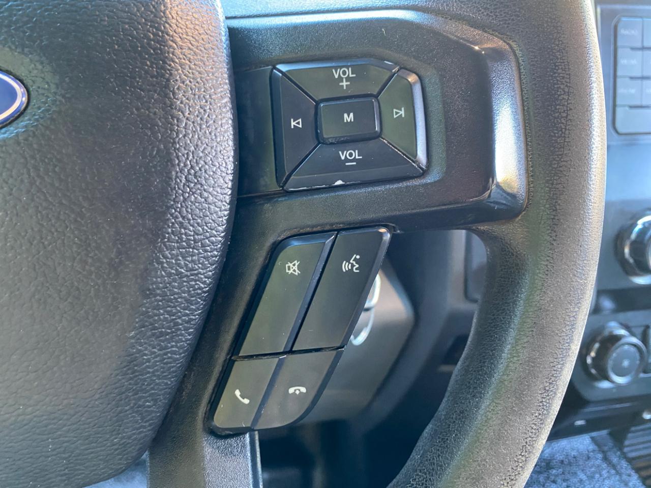 Ford Super Duty F-350 DRW XL 2WD Crew Cab 179" WB 60" CA 2019