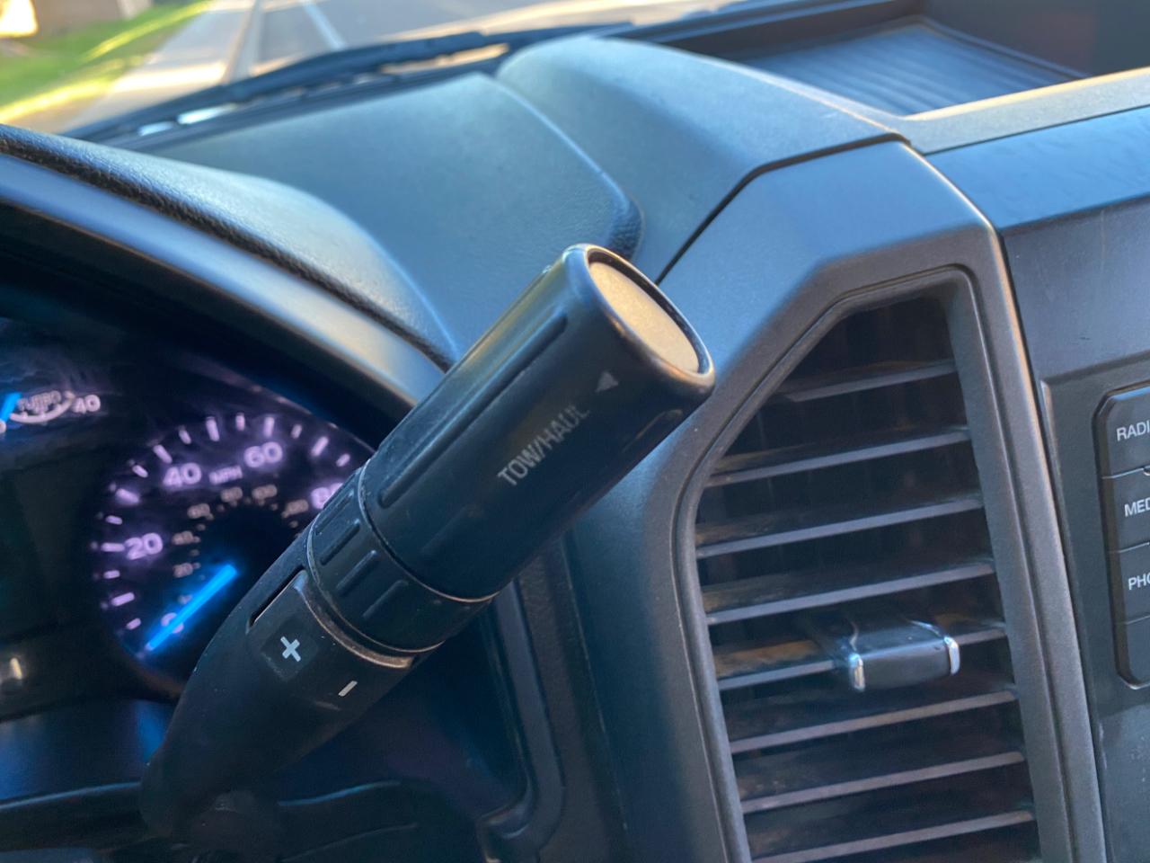 Ford Super Duty F-350 DRW XL 2WD Crew Cab 179" WB 60" CA 2019