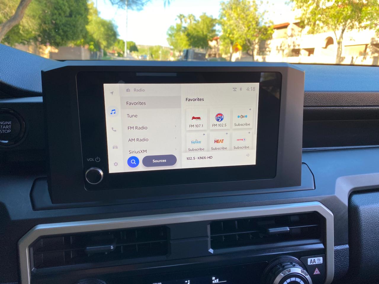 Toyota Tacoma 2WD SR Double Cab 5' Bed AT (Natl) 2025