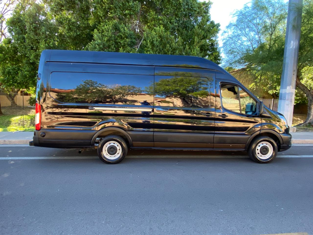 Ford Transit Cargo Van T-250 148" EL Hi Rf 9070 GVWR RWD 2020