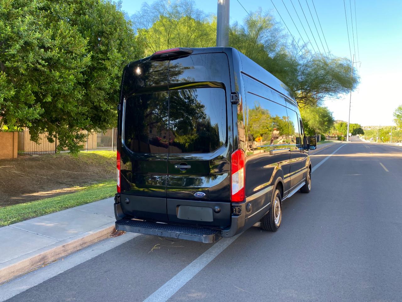 Ford Transit Cargo Van T-250 148" EL Hi Rf 9070 GVWR RWD 2020