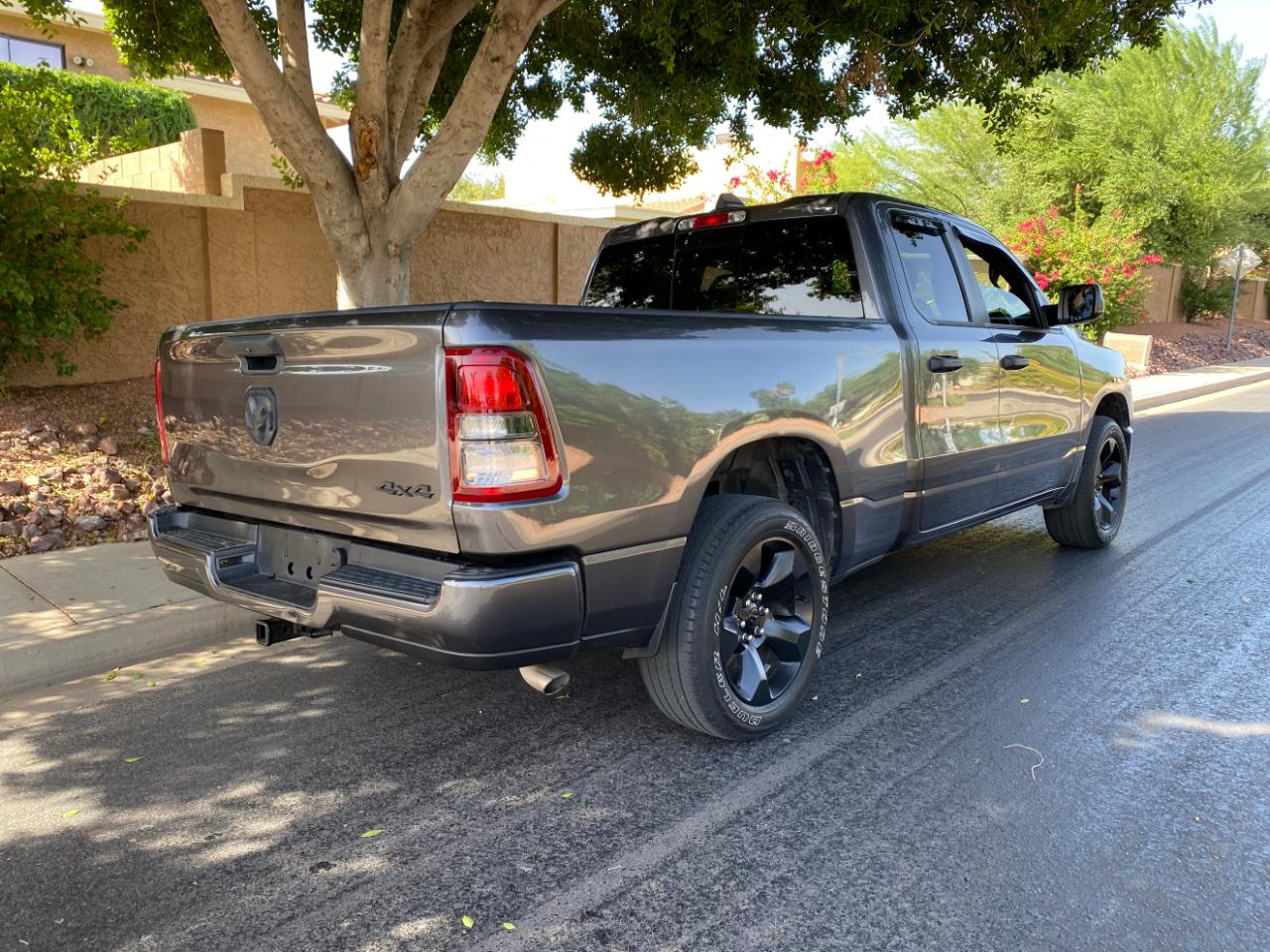 RAM 1500 Tradesman 4x4 Quad Cab 6'4" Box 2024