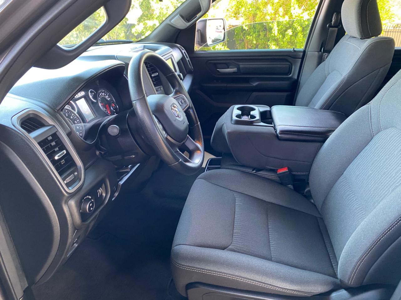RAM 1500 Tradesman 4x4 Quad Cab 6'4" Box 2024