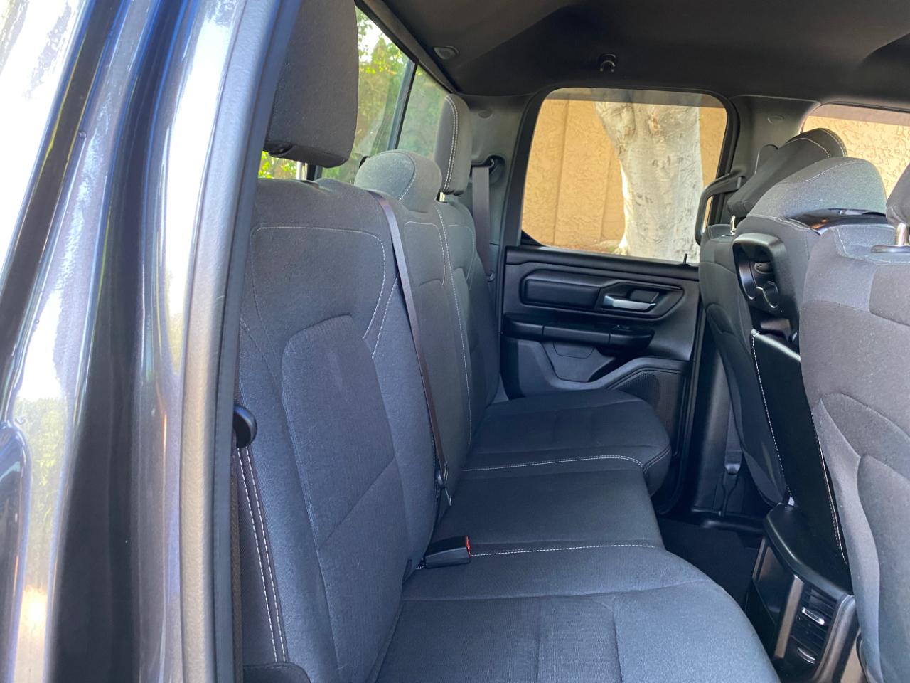 RAM 1500 Tradesman 4x4 Quad Cab 6'4" Box 2024