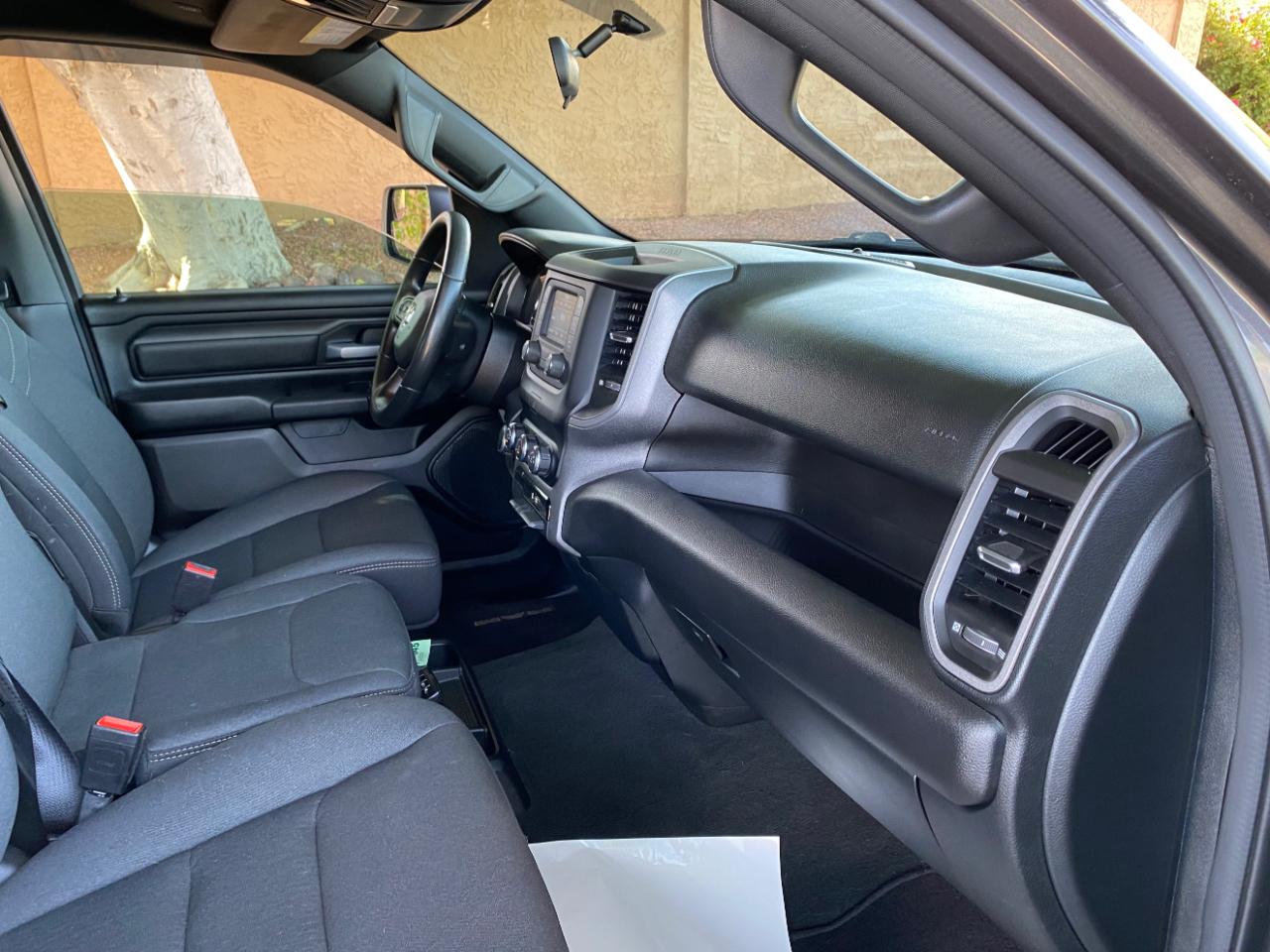 RAM 1500 Tradesman 4x4 Quad Cab 6'4" Box 2024