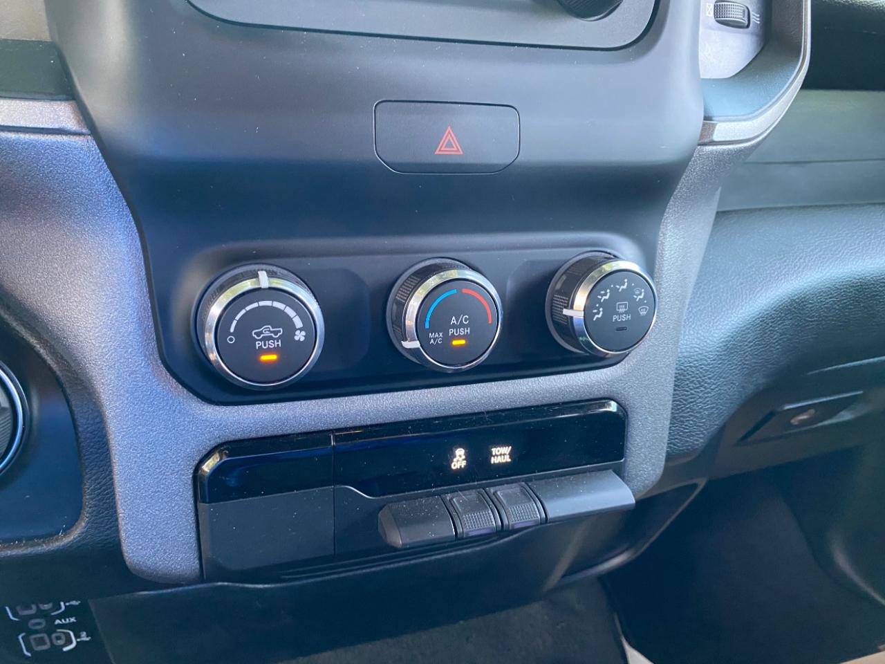 RAM 1500 Tradesman 4x4 Quad Cab 6'4" Box 2024