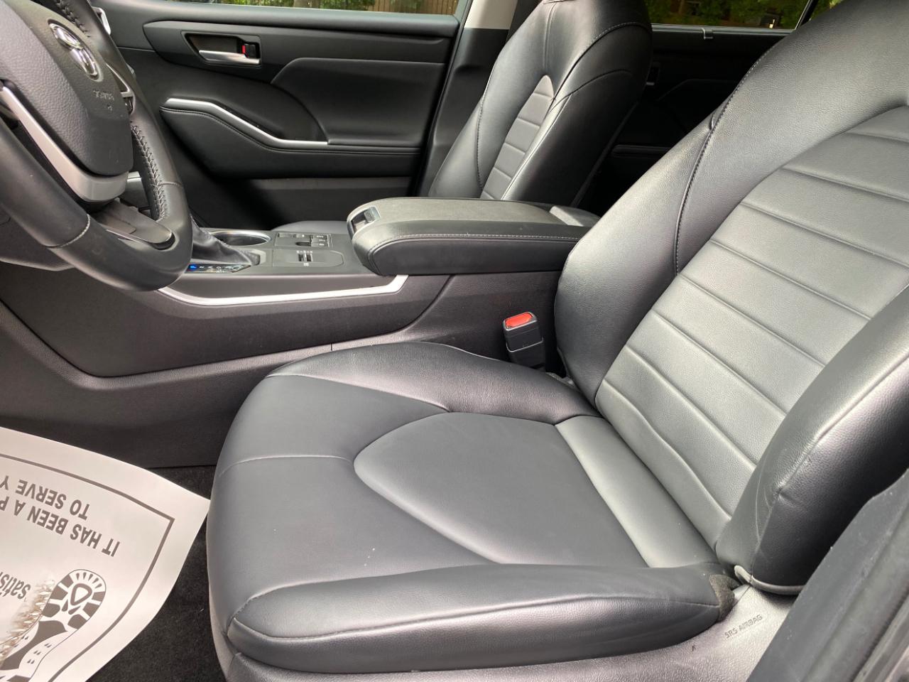 Toyota Highlander Limited FWD (Natl) 2025