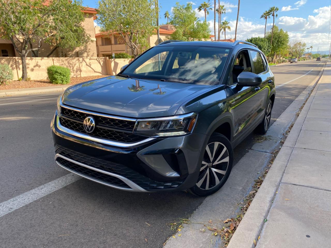 Volkswagen Taos SE FWD 2022