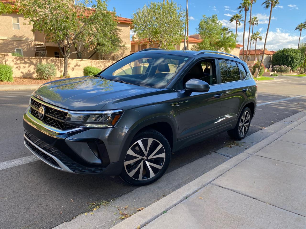 Volkswagen Taos SE FWD 2022