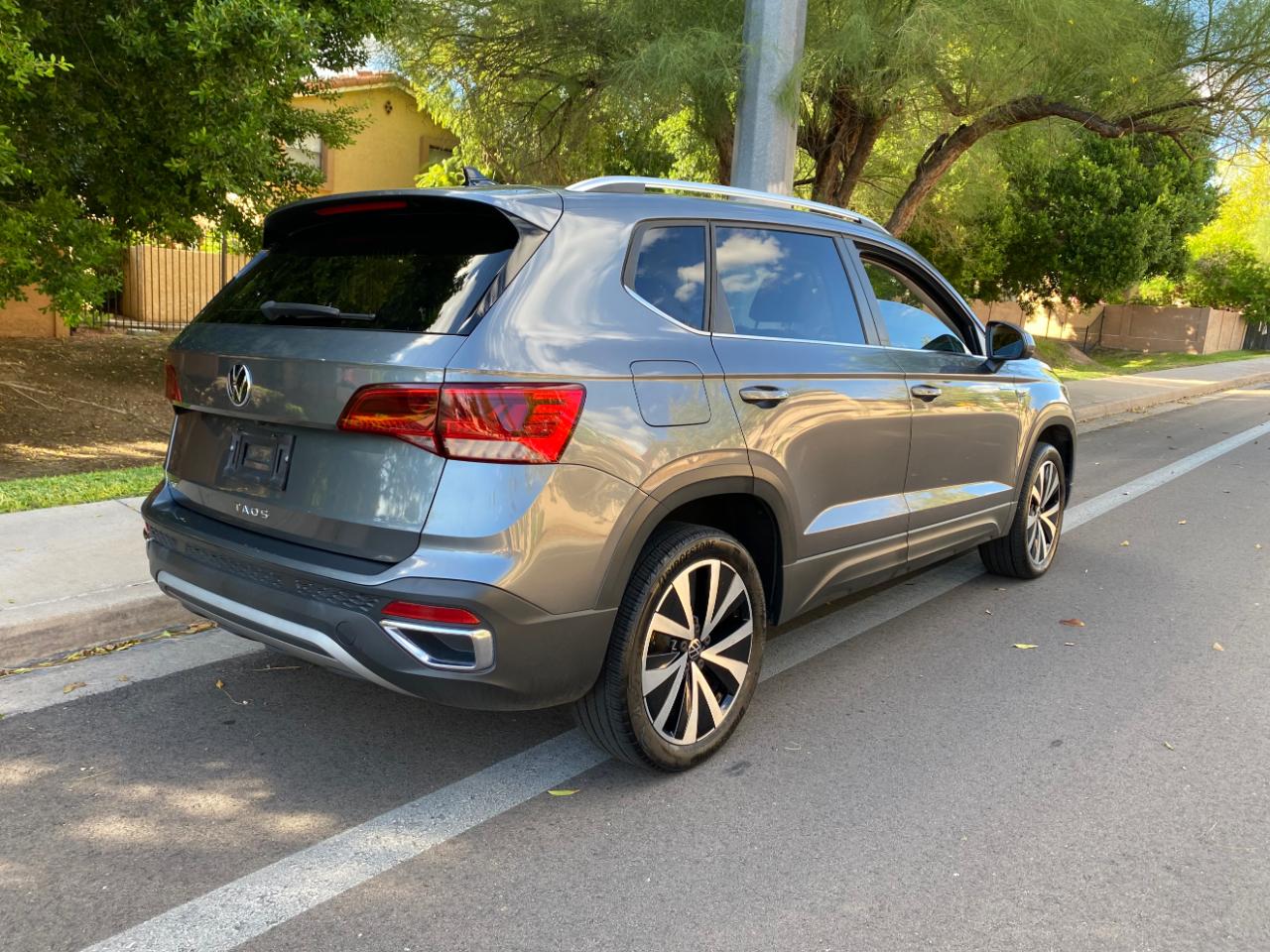 Volkswagen Taos SE FWD 2022