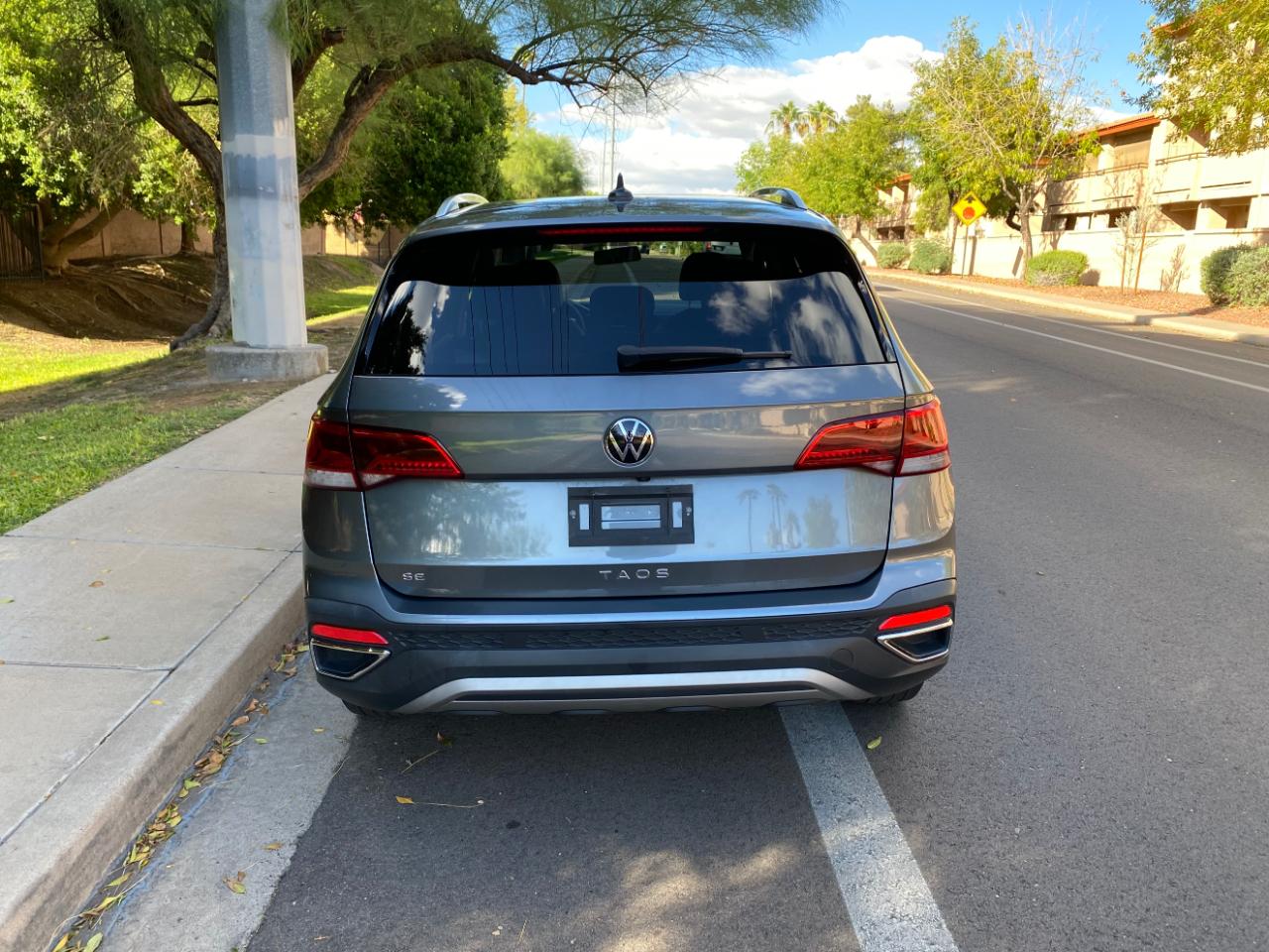 Volkswagen Taos SE FWD 2022