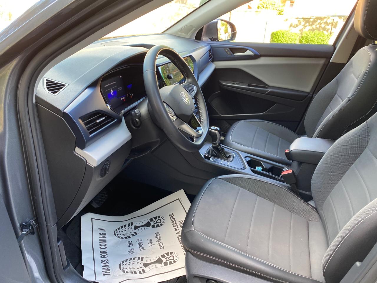 Volkswagen Taos SE FWD 2022
