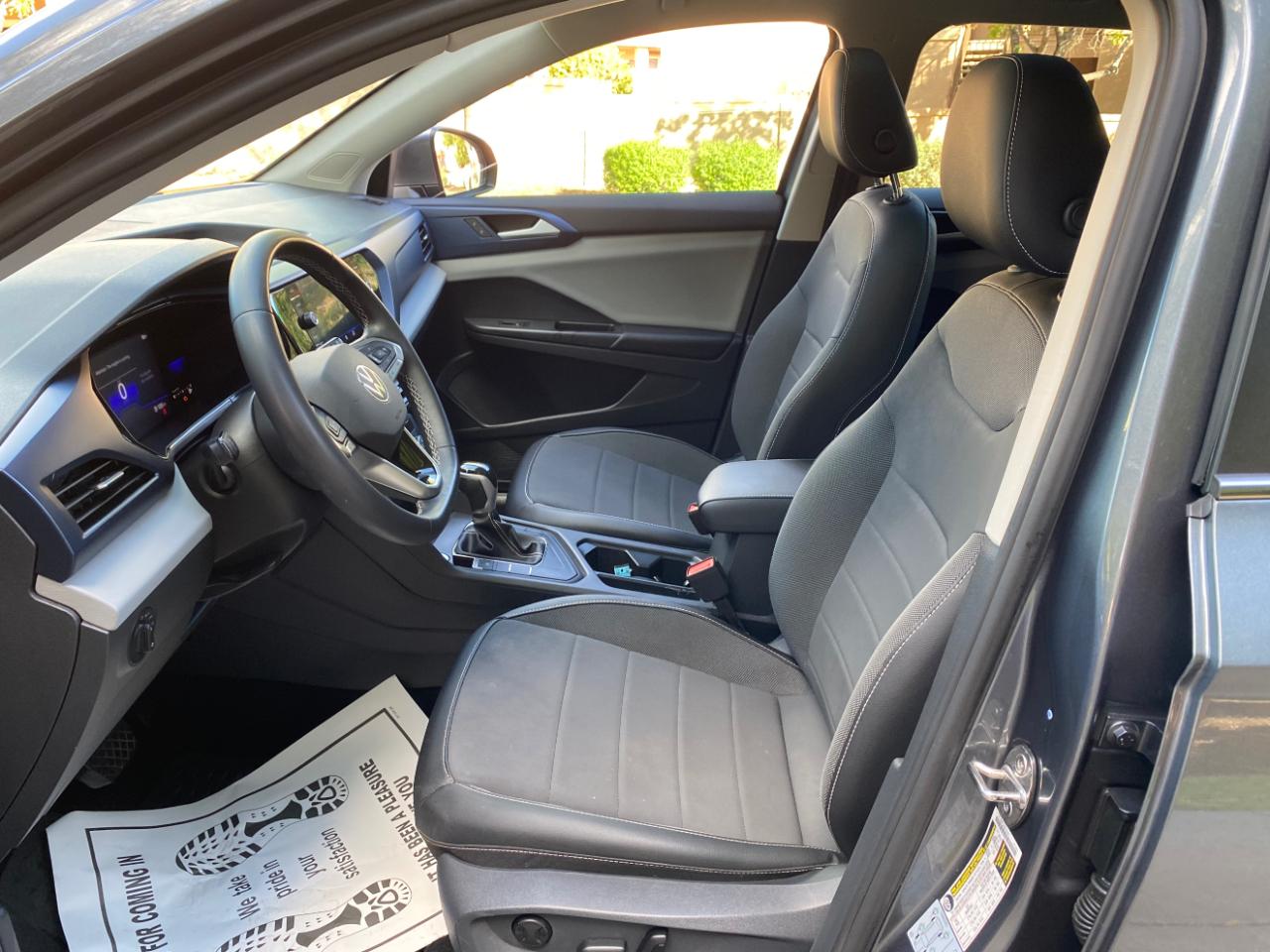 Volkswagen Taos SE FWD 2022