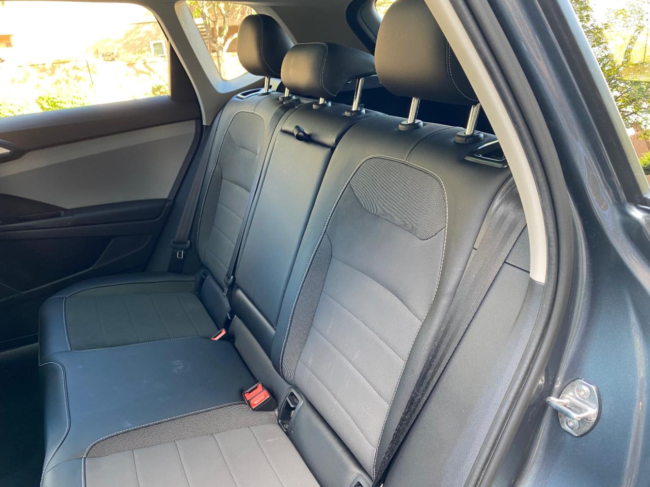 Volkswagen Taos SE FWD 2022