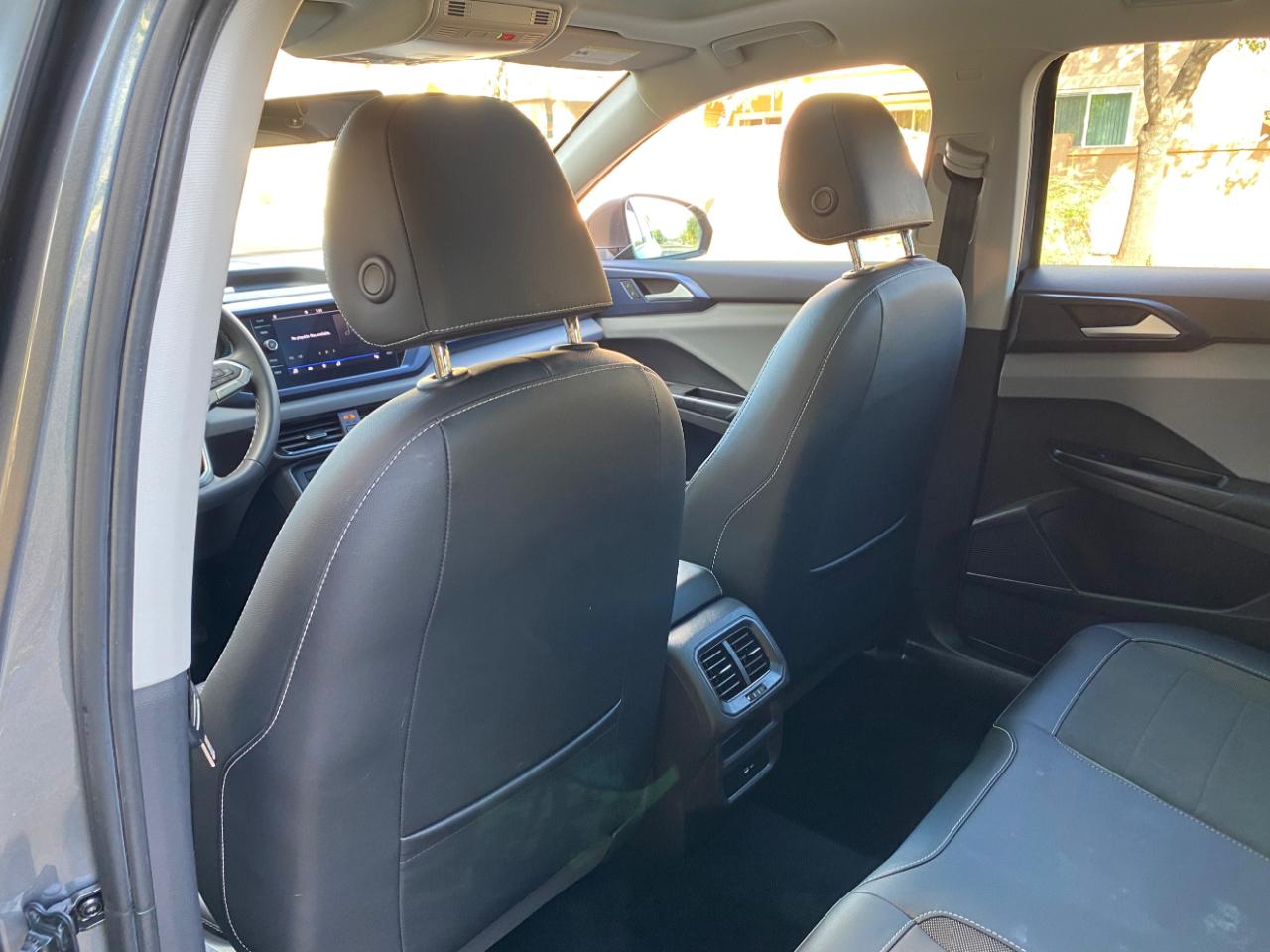 Volkswagen Taos SE FWD 2022