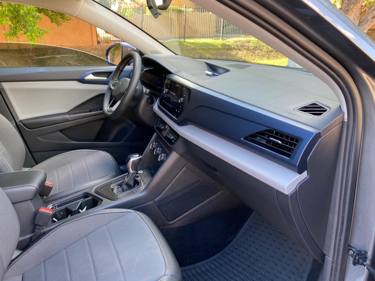 Volkswagen Taos SE FWD 2022