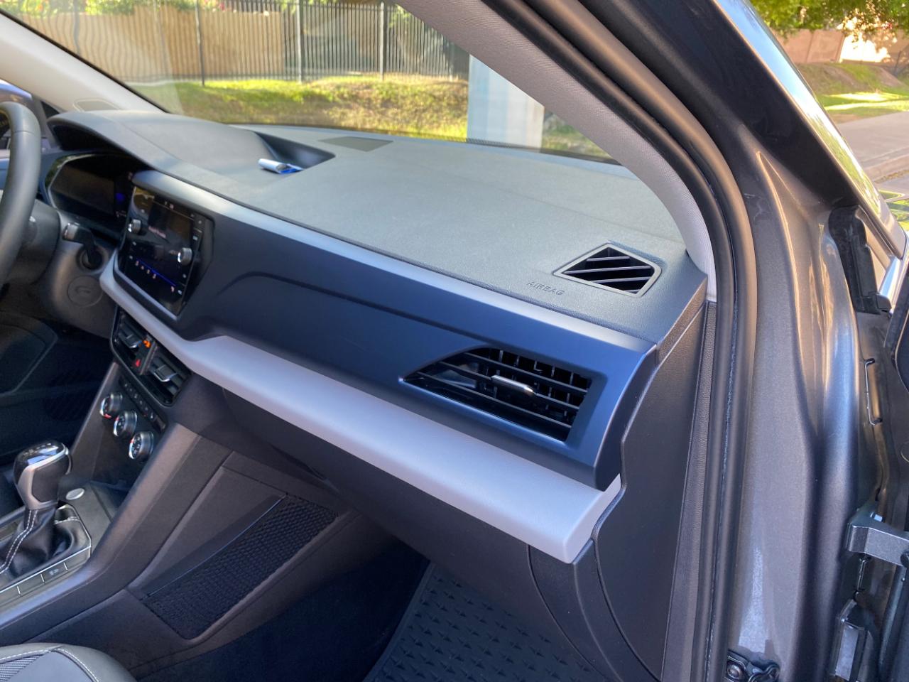 Volkswagen Taos SE FWD 2022