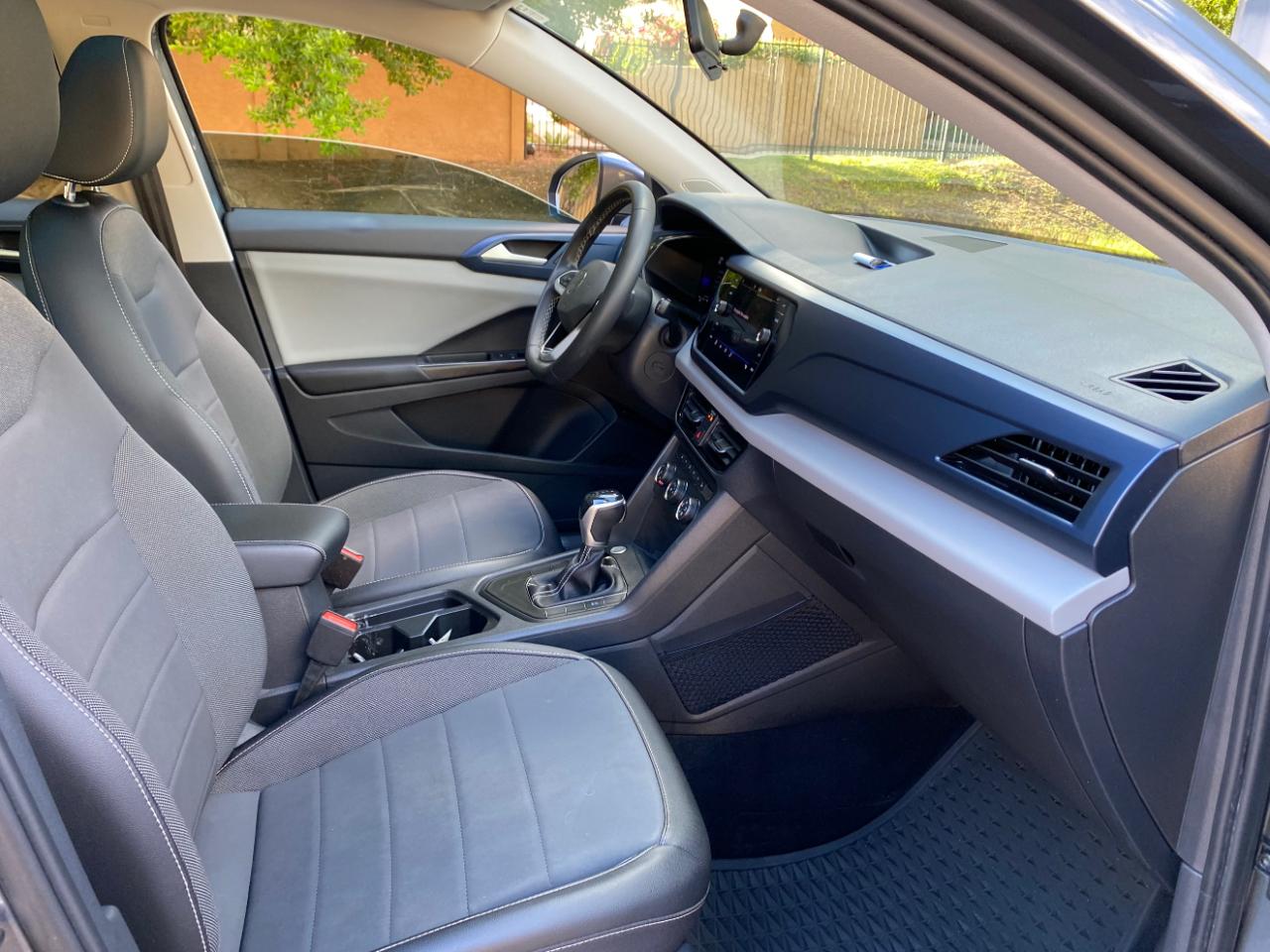 Volkswagen Taos SE FWD 2022