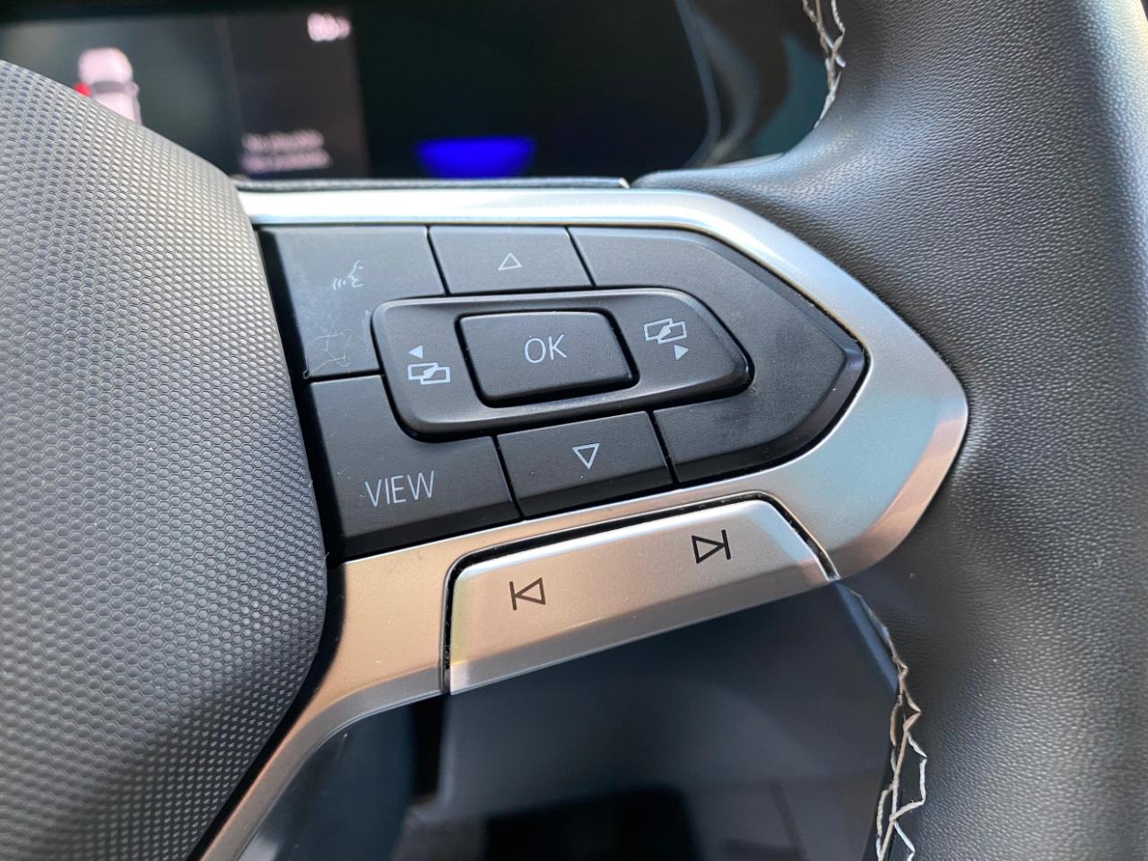 Volkswagen Taos SE FWD 2022