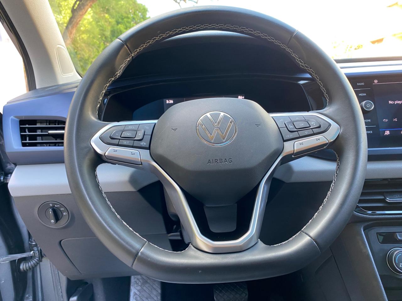Volkswagen Taos SE FWD 2022
