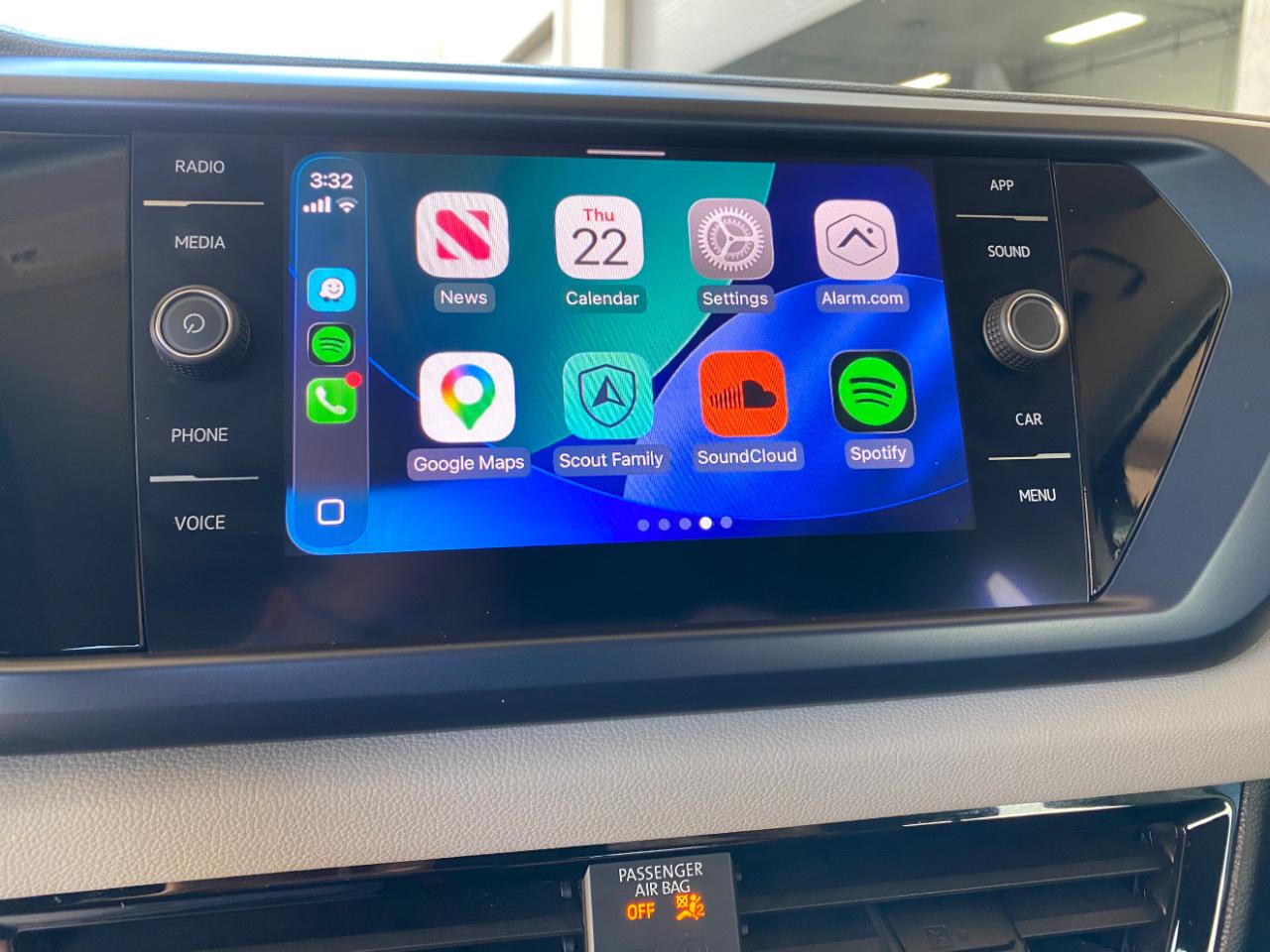 Volkswagen Taos SE FWD 2022