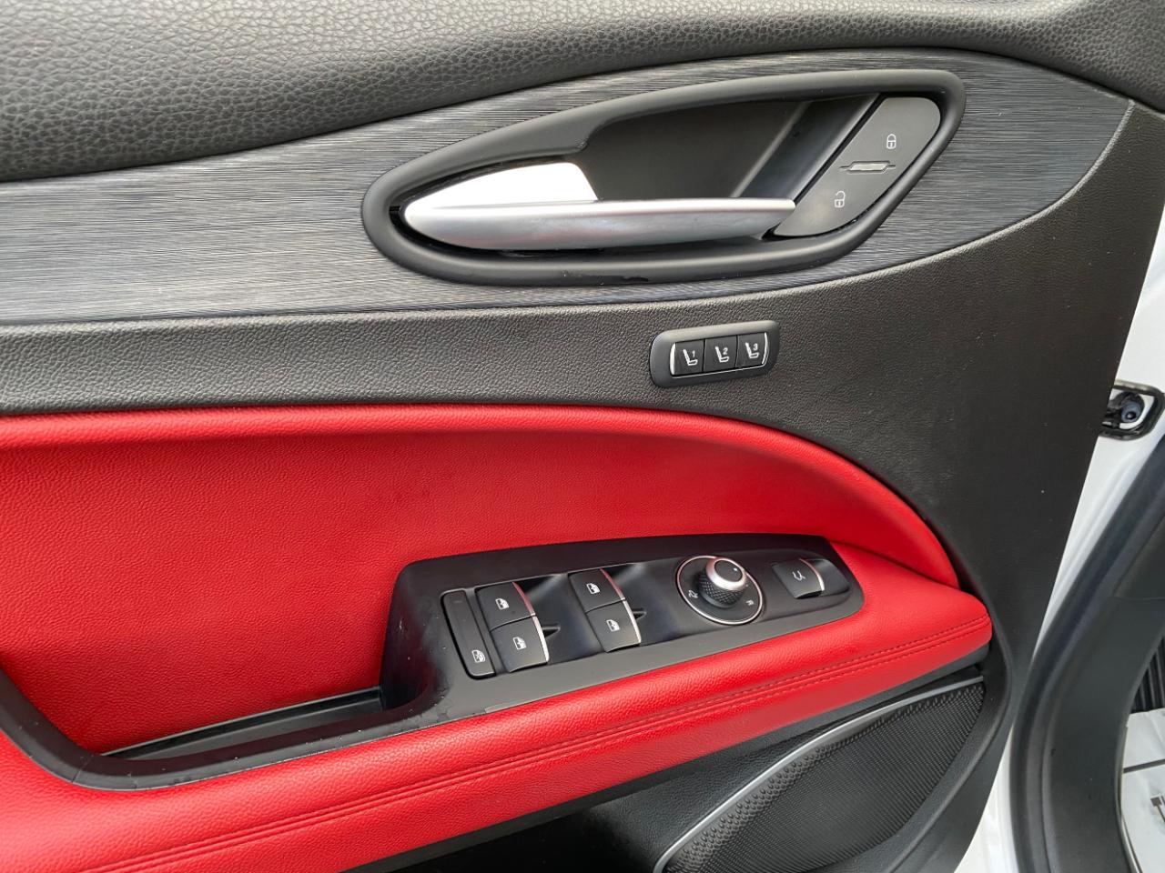 Alfa Romeo Stelvio RWD 2019