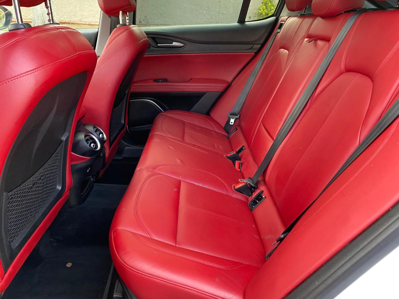 Alfa Romeo Stelvio RWD 2019