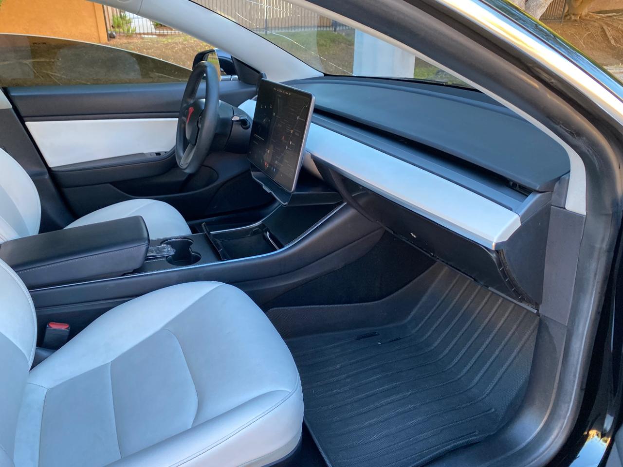 Tesla Model 3 Long Range AWD 2020