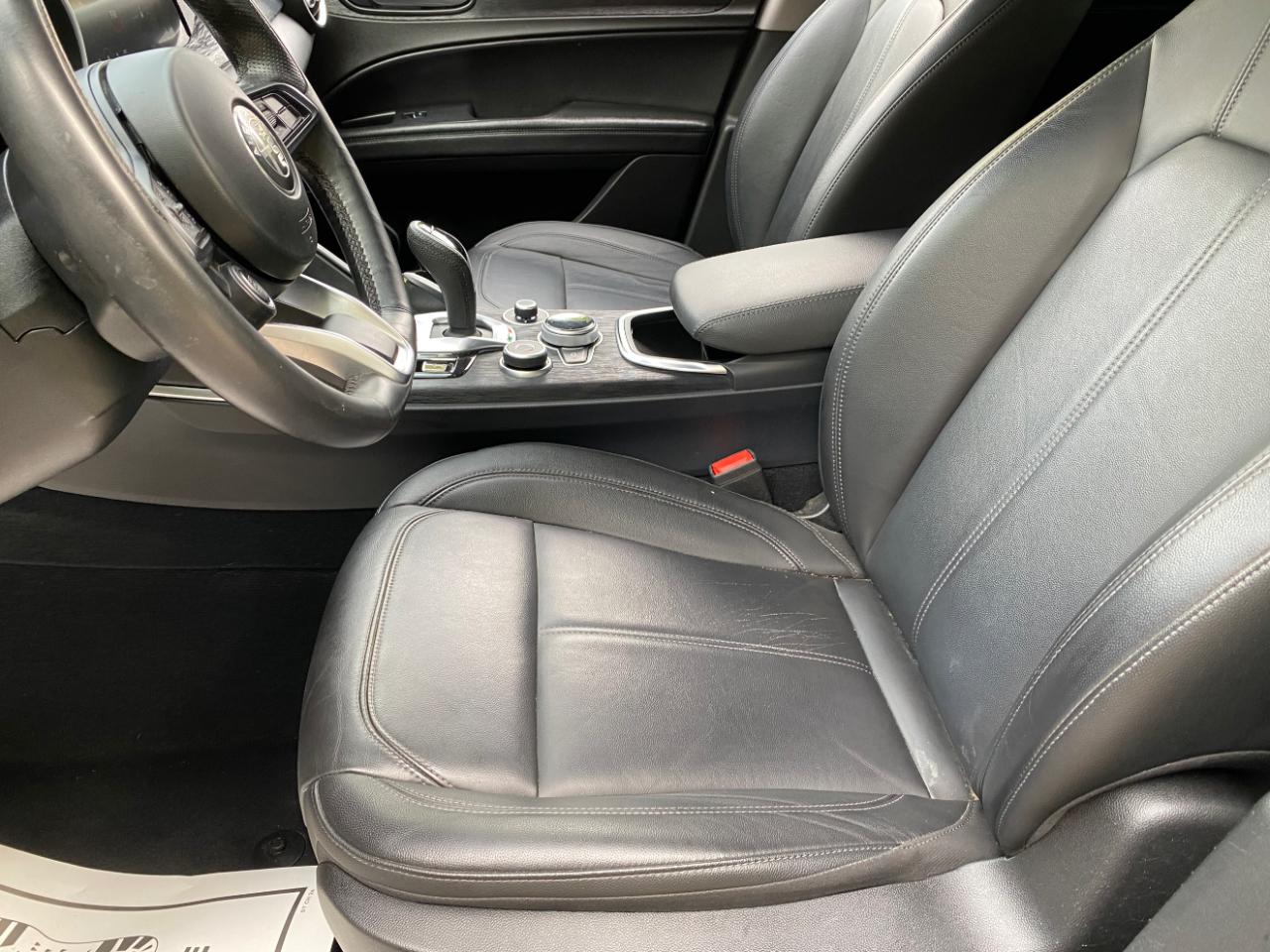 Alfa Romeo Stelvio RWD 2021