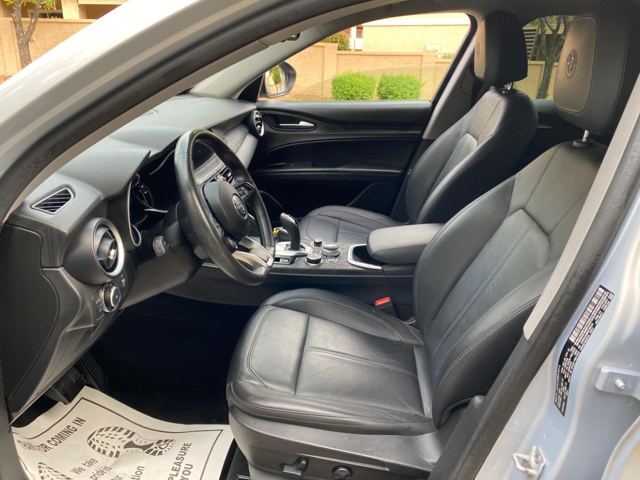 Alfa Romeo Stelvio RWD 2021