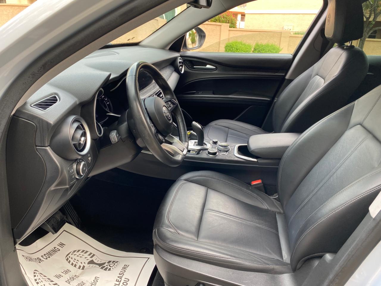 Alfa Romeo Stelvio RWD 2021