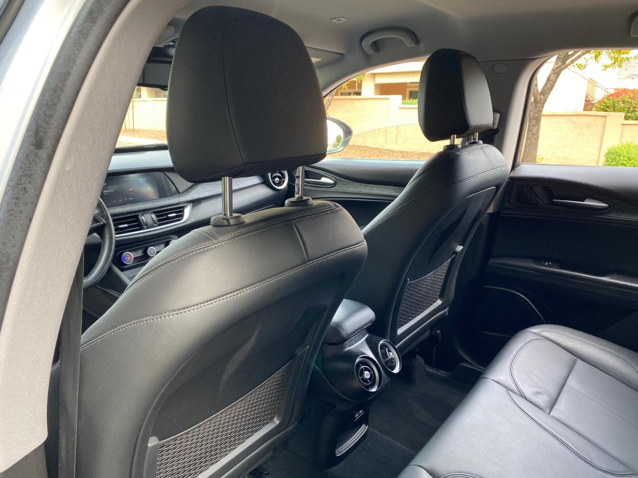 Alfa Romeo Stelvio RWD 2021