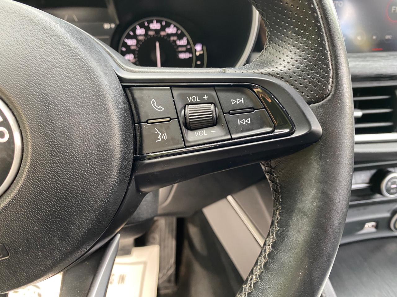 Alfa Romeo Stelvio RWD 2021
